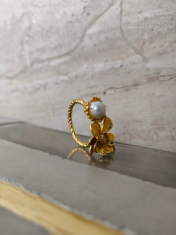 Flower and Pearl Ring