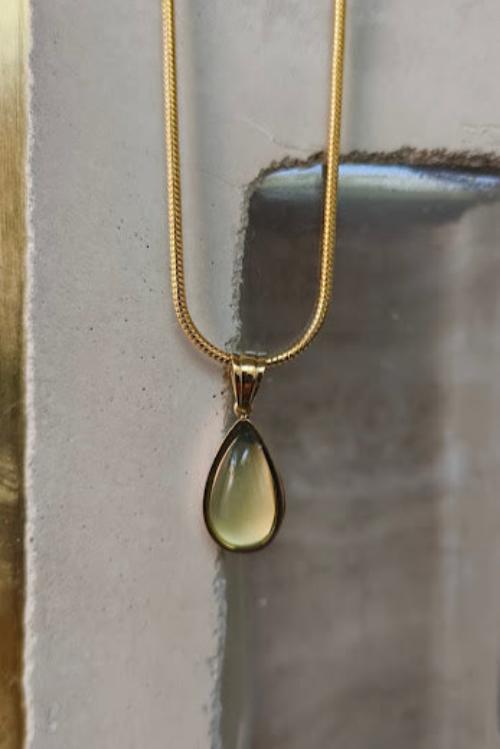 Tear Drop Pendant Gold Necklace